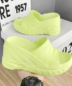 vP7eWomen Slippers Brand New Fashion Integrated Slipper Female Lightweight Summer Casual Shoes Soft 8cm Conspicuous Heightening