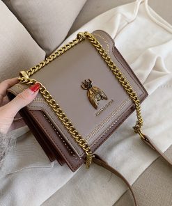 MezoCGCBAG Luxury Brand Women Handbag 2022 New Retro Bee Female Shoulder Bag Simple High Quality Leather