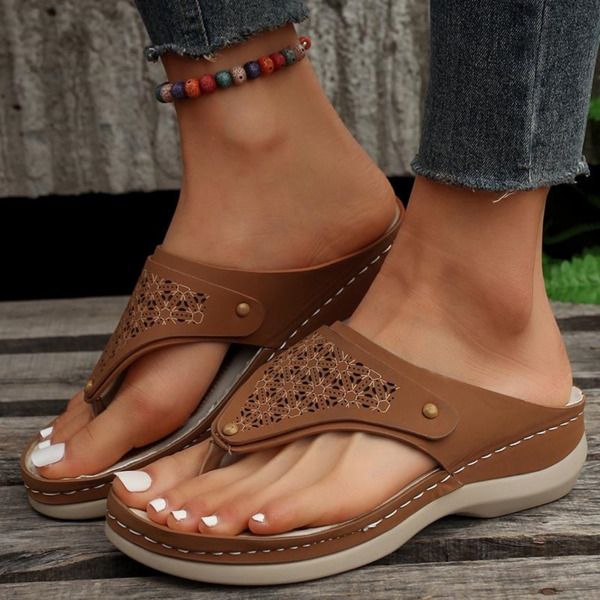 4u5lWomen Sandals 2023 New Summer Sandals With Low Heels Outdoor Slippers Summer Shoes For Women Flip