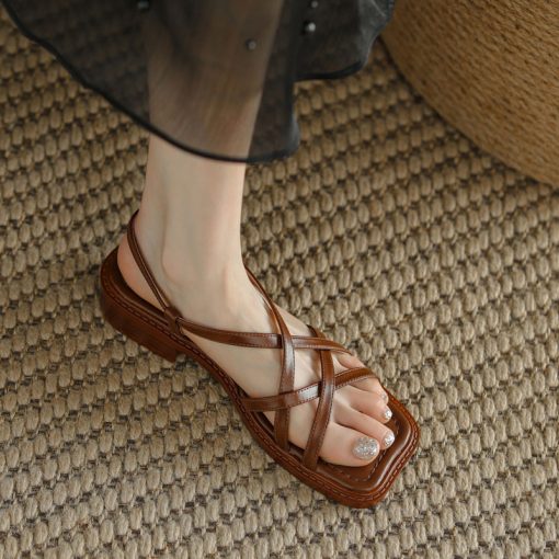 AMh3Size 35 40 New Retro Leather Sandals Woman Ankle Strap Square Low Heels Shoes Ladies Dress