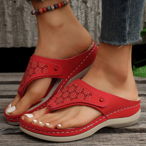 EFTvWomen Sandals 2023 New Summer Sandals With Low Heels Outdoor Slippers Summer Shoes For Women Flip