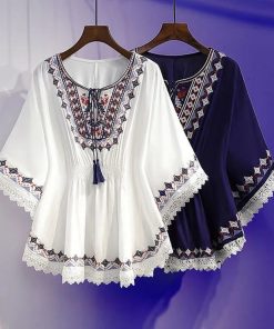 Ex9oWomen Summer Retro Boho Style Embroidery Shirts Blouses Cloak Top Loose Cotton Lace Hem Bat sleeve
