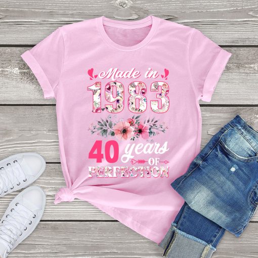 aZnAMade In 1983 Floral 40 Year Old 40th Birthday Gifts Women Casual Flowers T Shirt Harajuku