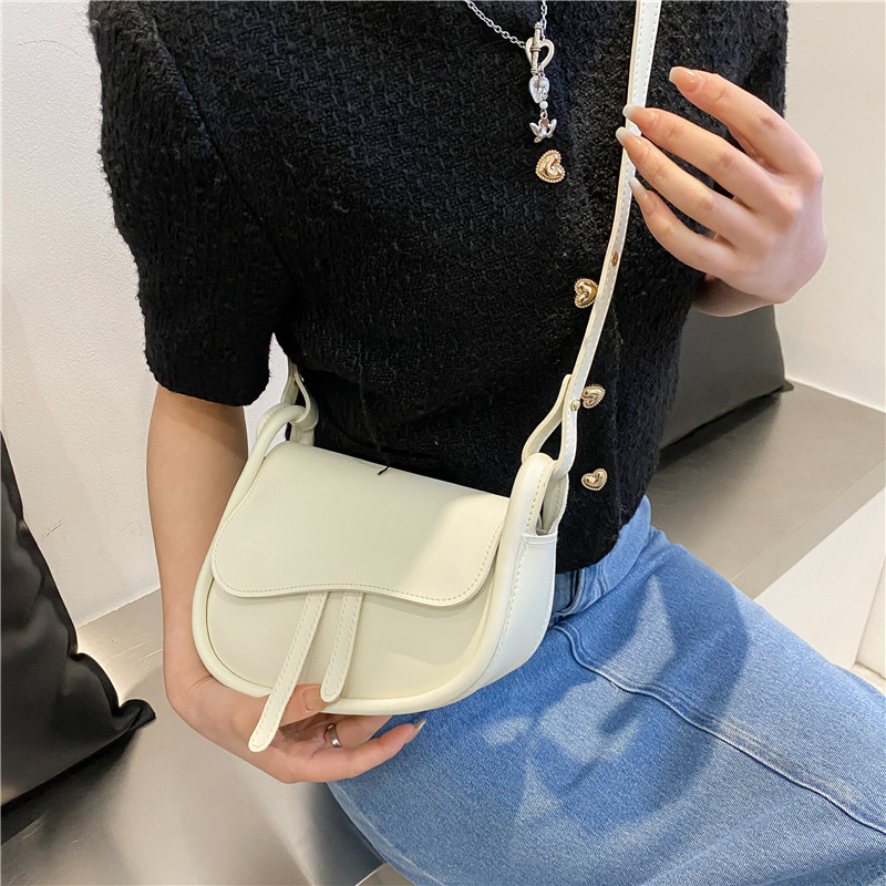 fzCsFashion Saddle Bag New Small Shoulder Bags for Women 2023 High Quality Solid PU Leather Crossbody