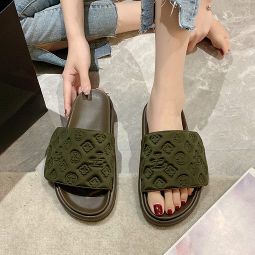 t2UHWomen Magic Tape Flat Slippers 2023 Summer New Luxury Brand Platform Sandals Ladies Height Increase Flats