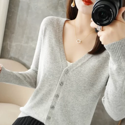 Ca44Special Offer Spring Summer And Autumn V Neck Long Sleeved Knitted Cardigan Women s Loose Fine