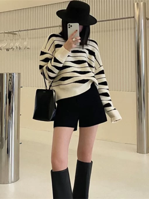 HczOWomen s Winter Sweater 2023 Oversize Loose Pullover Casual Korean Fashion Print Striped Knitted Pullover for