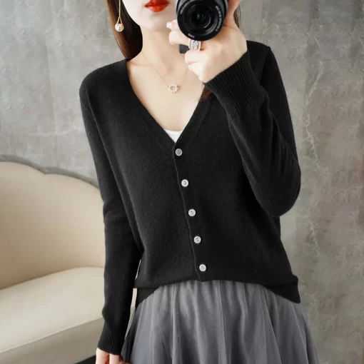 Lc9tSpecial Offer Spring Summer And Autumn V Neck Long Sleeved Knitted Cardigan Women s Loose Fine
