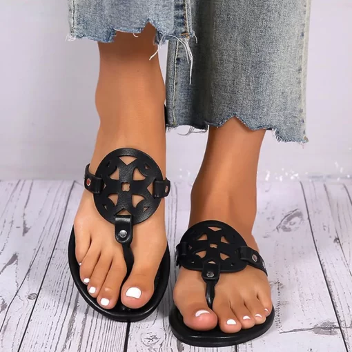 C4XQ2023 Summer Slippers Women Flat Luxury Outdoor Beach Flip Flops Female Sandals Trend Brand Design Slides
