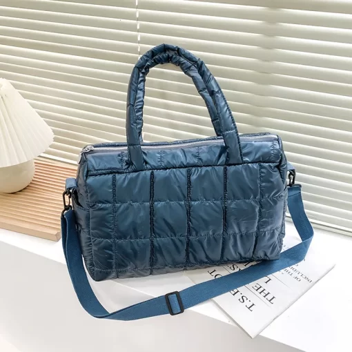 7H6ZWinter Space Cotton Handbags Tote Quilted Down Shoulder Bags for Women Luxury Nylon Cloth Crossbody Bag
