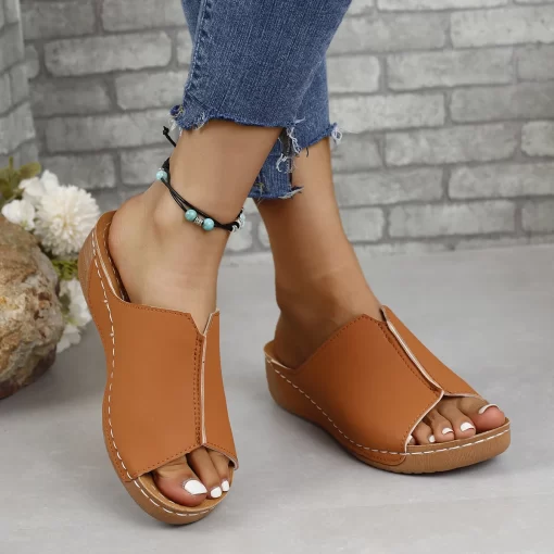 M4MlSlippers Women New Summer Fashion Wedges Heels Shoes Leaky Toe Anti slip Leisure Comfortable Outdoor Women