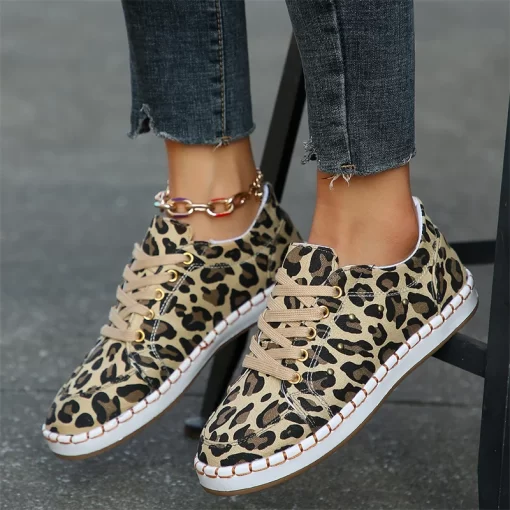 a2RHSummer Women Sneakers White Leopard Canvas Shoes Fashion Vulcanize Flats Ladies Loafers Female Sports Shoes Casual
