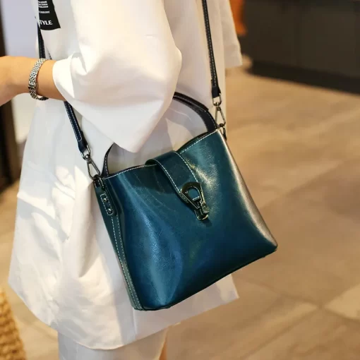 m5PwReal Cowhide Leather Women s New Bucket Bag Lady Fashion Single Shoulder Messenger Bag Versatile Handbag