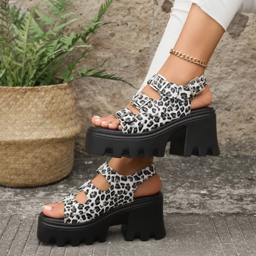 mvV6Women Sandals with Heels Summer Punk Height Increasing Sandal Motorcycle Gothic Woman Shoes Leather Black Platform
