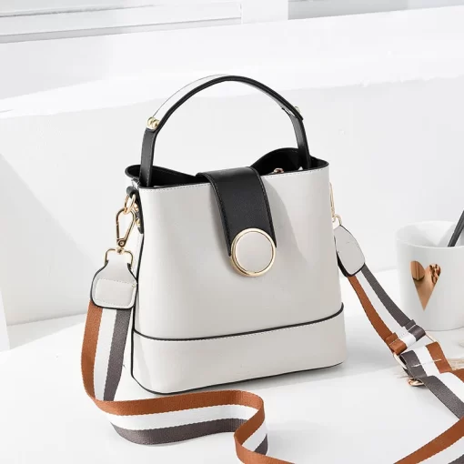 ocOkBags for Women White Famous Brands Handbags 2023 Trend Designer Luxury Shoulder Bag Leather Crossbody Bucket