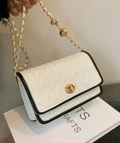 py4CFashionable Women s Shoulder Bag New Simple Chain Texture Small Square Bag Light Luxury Party Crossbody