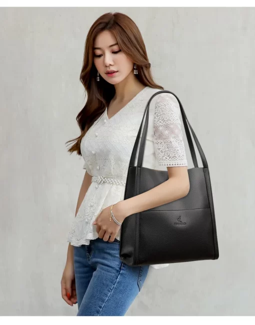 q5ZPLuxury Designer Women s Tote Bucket Handbag 2023 New Trend Women s Soft Leather Shoulder Bag
