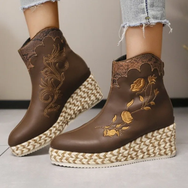 dsdmRetro Women Ankle Boots British Style Wedges Embroidered Casual Leather Shoe Comfort Thick High Heel Western