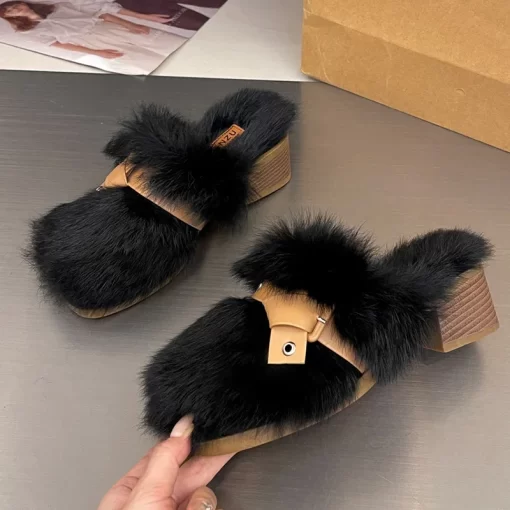 wWKwWomen Fur Mid Heels Fluffy Slippers Buckle Plush Slingback Shoes 2024 Winter New Fashion Trend Shoes