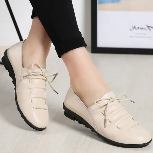 1e5XStep on Spring and Autumn Flat Heels Korean casual shoes single shoes bean shoes lazy people