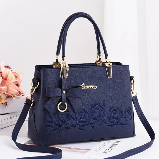 WQgwwomen bag Fashion Casual women s handbags Luxury handbag Designer Messenger bag Shoulder bags new bags