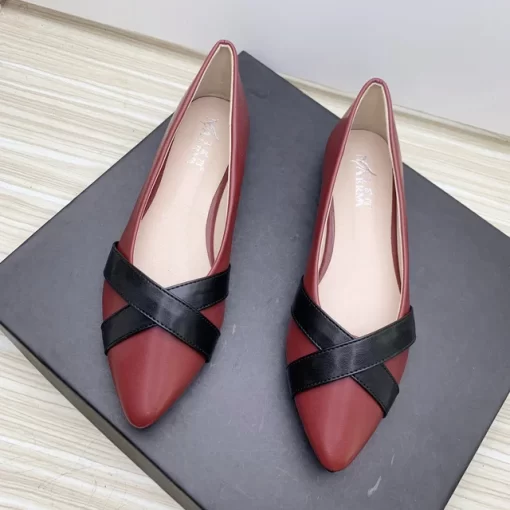 Women Flats Mixed Colors 2023 Autumn New Girls Shoes Size 33 44 Artificial Leather Pointy Toe Beige Black Khaki Red Slip On