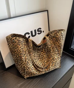 q0B6Oversized Leopard Prints Shoulder Bags For Women Deformable Canvas Large Capacity Shopping Totes 2023 Winter New