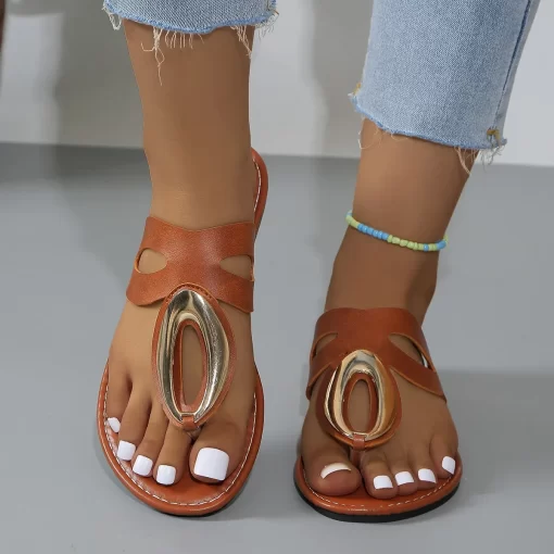 2024 New Shoes for Women Fashion Flat Slippers Women Summer Luxury Sandals Plus Size Designer Ladies.jpg (1)