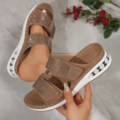 2024 Summer New Fashion Slippers Women Rhinestone Shoes for Women Comfortable Solid Casual Open Toed Slippers.jpg 640x640.jpg (3)