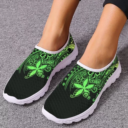 INSTANTARTS Tribal Polynesian Plumeria Flower Prints Flat Shoes for Women Light Slip on Casual Loafers Summer.jpg 640x640.jpg (3)