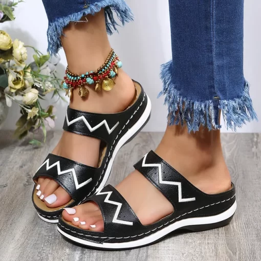 Women Slippers Retro Summer Shoes Wedge Women Sandals 2023 Simple Embroidery Platform Beach Slippers Open Toe.jpg 640x640.jpg (2)