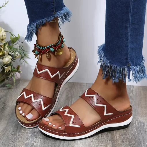 Women Slippers Retro Summer Shoes Wedge Women Sandals 2023 Simple Embroidery Platform Beach Slippers Open Toe.jpg 640x640.jpg (4)