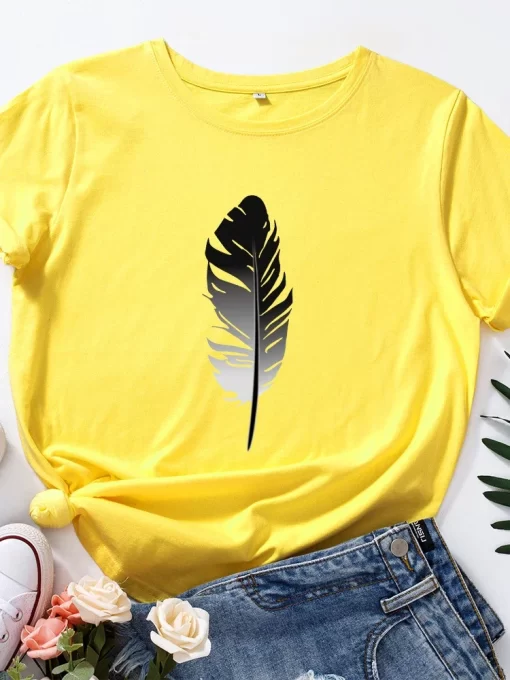 p6swBlack Feather Print T Shirt Women Short Sleeve O Neck Loose Tshirt Summer Women Tee Shirt