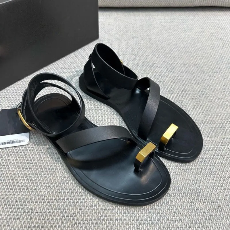 DIMANYU Women s beach sandals pullover 2024 new slotted strap sandals women flat roman clip toe.jpg (1)