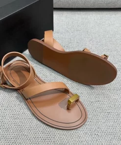 DIMANYU Women s beach sandals pullover 2024 new slotted strap sandals women flat roman clip toe.jpg (2)